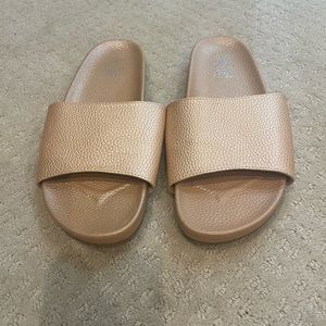 Hey Girl by Corkys sandals - size 8